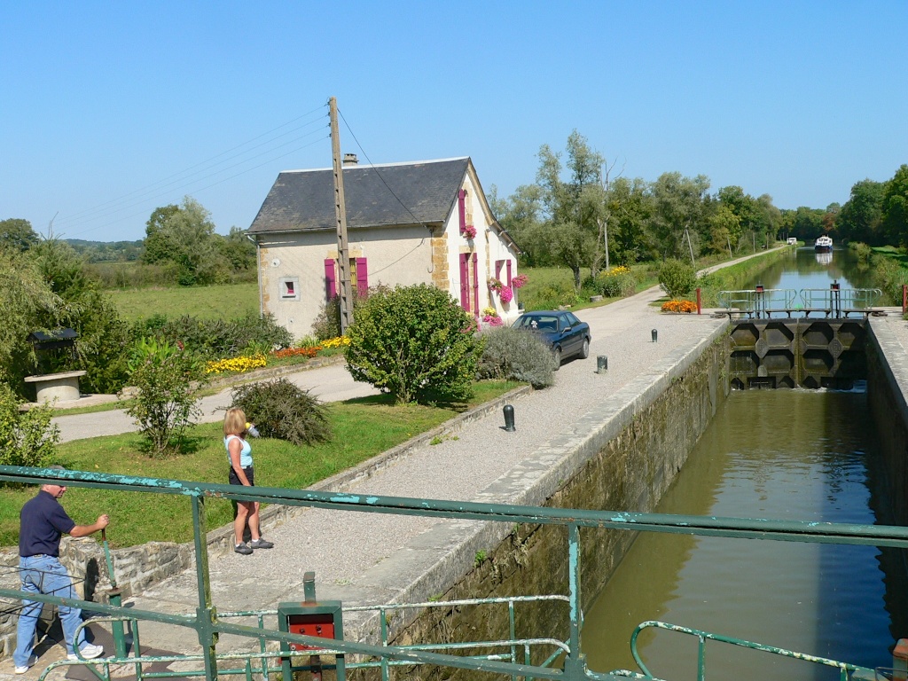Canal at Nivairnai