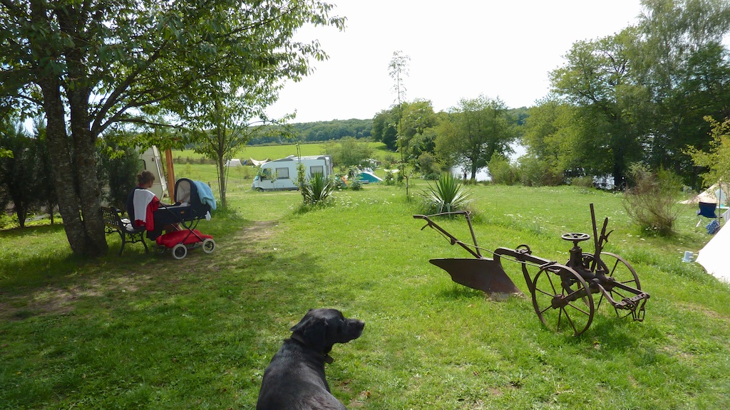 View of the camping from the sanitary building